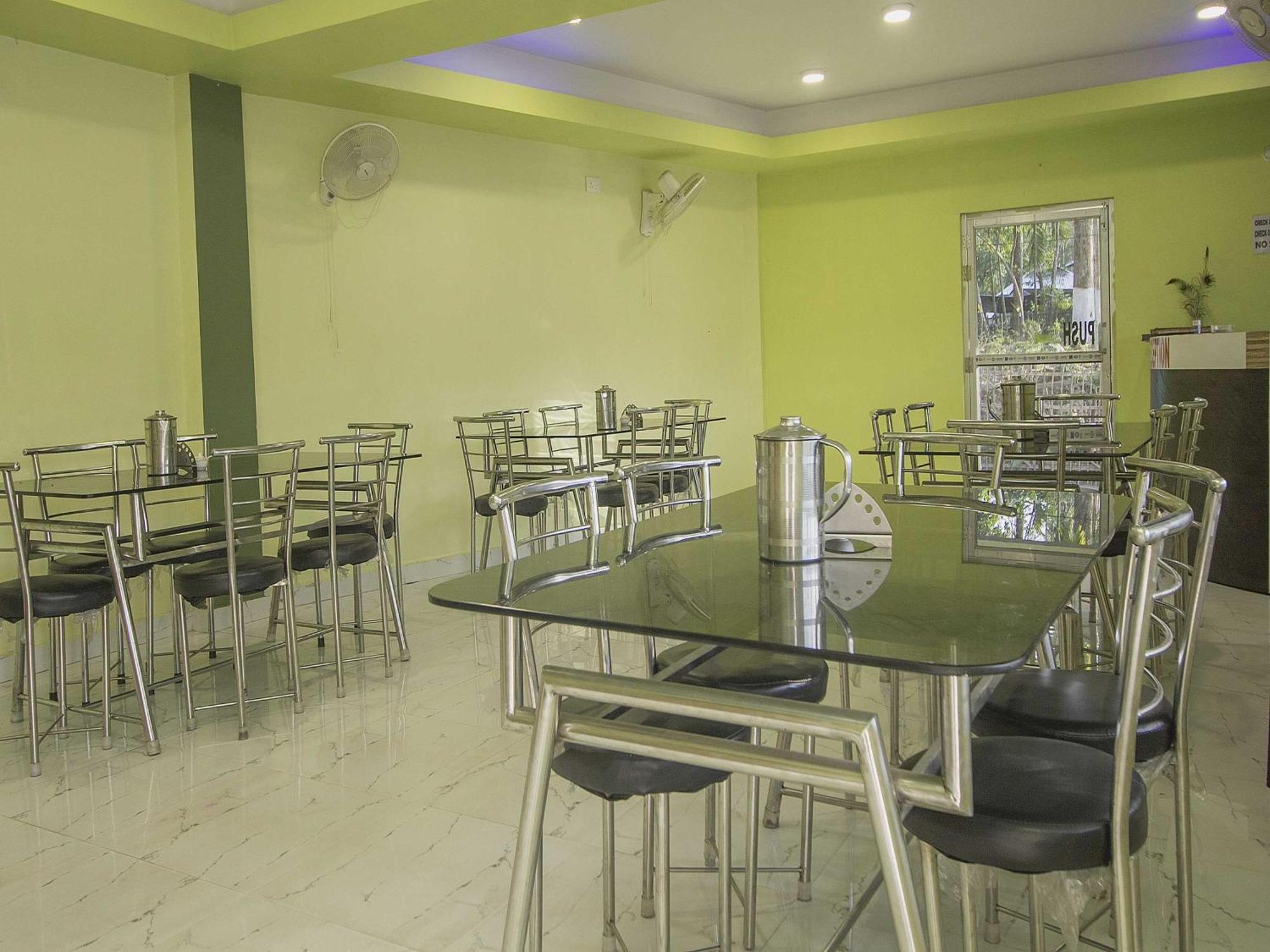 Hotel O Resort Green Wave Lataguri Exterior photo